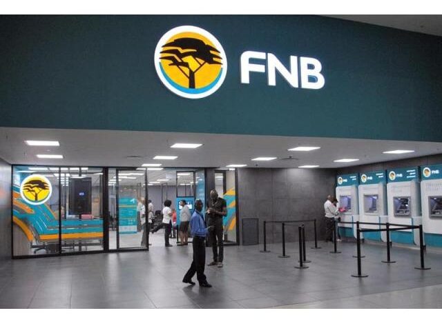 O banco fnb esta a recrutar caixas (m/f)