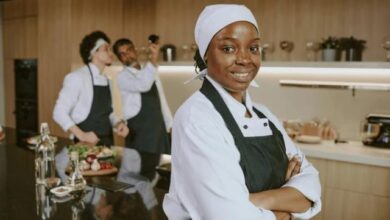 Vaga para cozinheira profissional doméstica salario 15.000 a 17.000