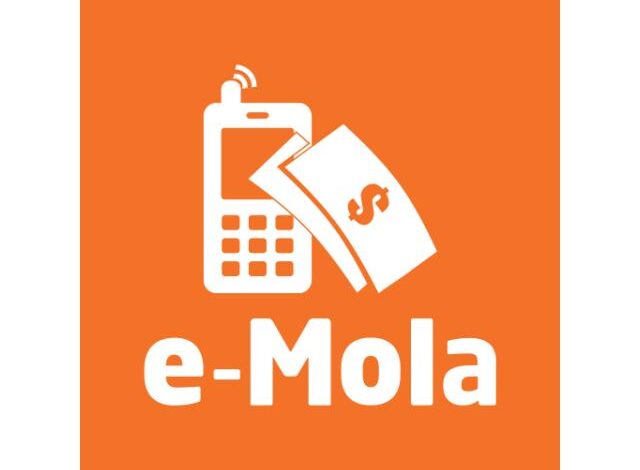 Chefe do departamento de compliance emola