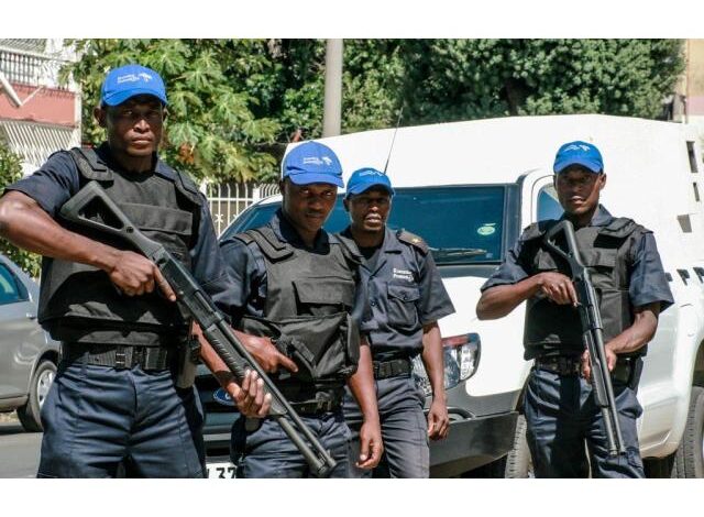 Vagas para (23) seguranças ou vigilantes com 7ª classe
