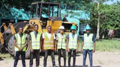 Vagas para operadores de máquinas pesadas com 10ª classe