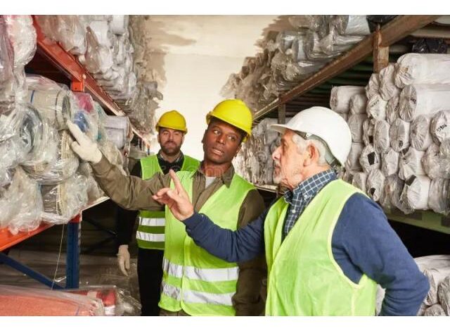 Estamos a recrutar (44) empacotadores com 12ª classe