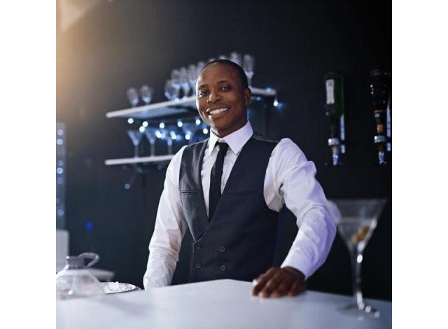 Vaga para barman 12.ª classe