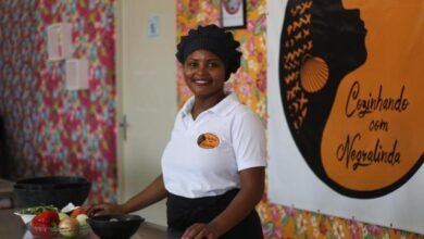 Vaga para cozinheiras com 12* classe centro infantil &