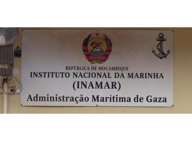 Vagas para (03) directores de divisões (m/f)