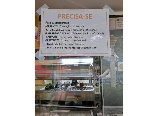 EstÃo abertas vagas de emprego na Área de restauraÇÃo