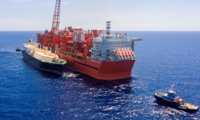 Global edge anuncia (08) vagas para projectos de petróleo &