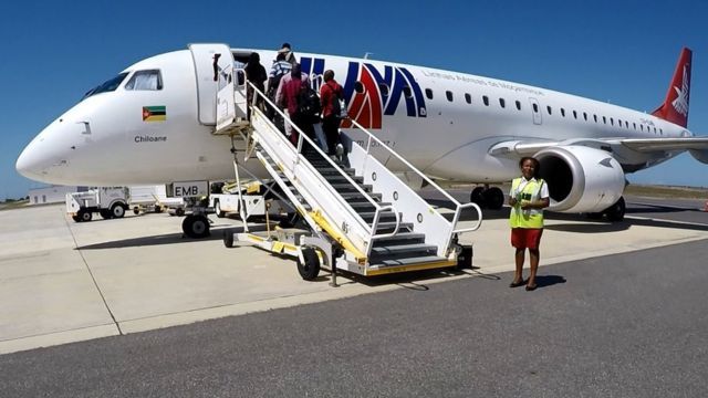 O instituto de aviação civil de moçambique abre (07) vagas